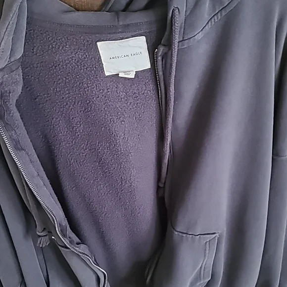 AE zipper hoodie - Picture 8 of 8